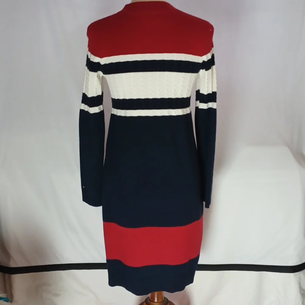 ❤ LIKE NEW Tommy Hilfiger sweater dress in a size small 💙 - Picture 10 of 12
